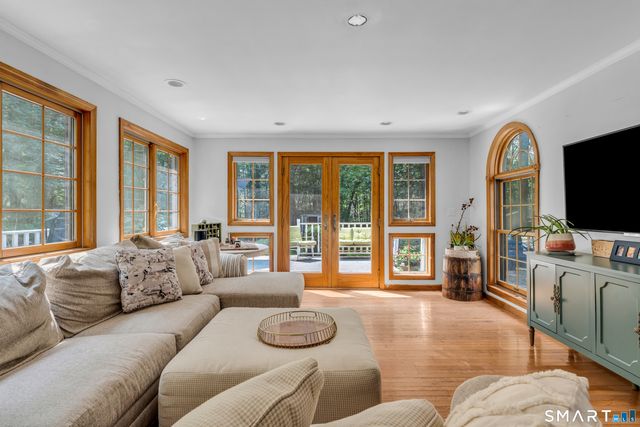 91 Whippoorwill Road, Old Lyme, CT 06371