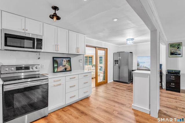 91 Whippoorwill Road, Old Lyme, CT 06371