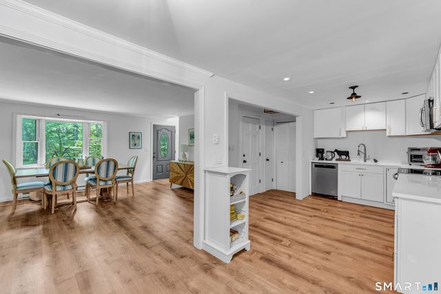91 Whippoorwill Road, Old Lyme, CT 06371