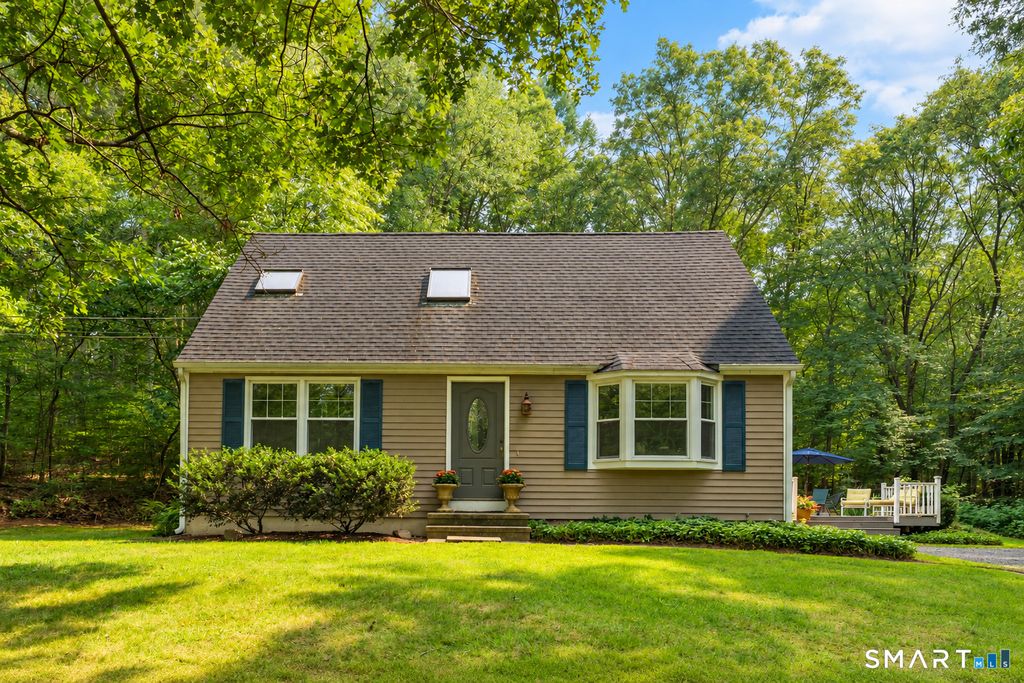 91 Whippoorwill Road, Old Lyme, CT 06371