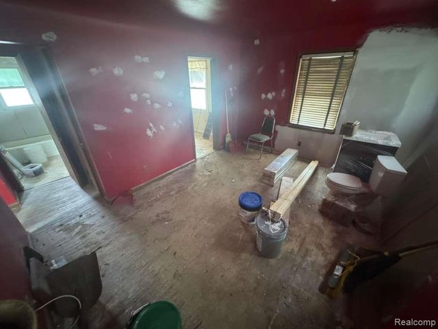 2426 Missouri Avenue, Flint, MI 48506