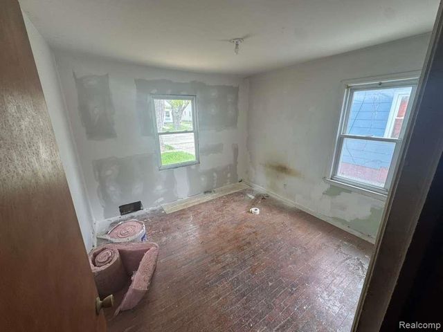 2426 Missouri Avenue, Flint, MI 48506