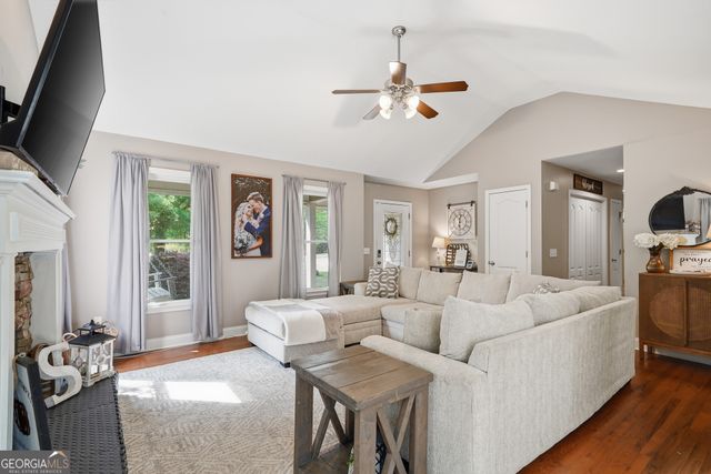 93 Horseshoe Bend, Jasper, GA 30143