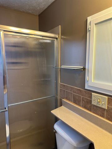 1408 Cheyenne Ave., Salina, KS 67401