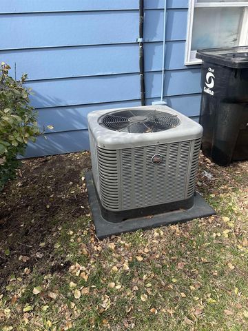 1408 Cheyenne Ave., Salina, KS 67401