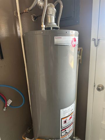 1408 Cheyenne Ave., Salina, KS 67401