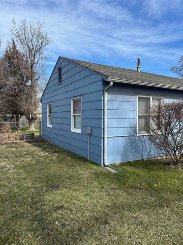 1408 Cheyenne Ave., Salina, KS 67401