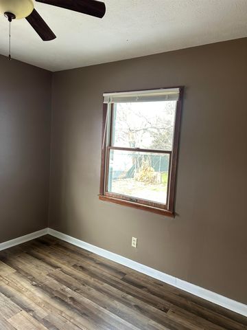 1408 Cheyenne Ave., Salina, KS 67401