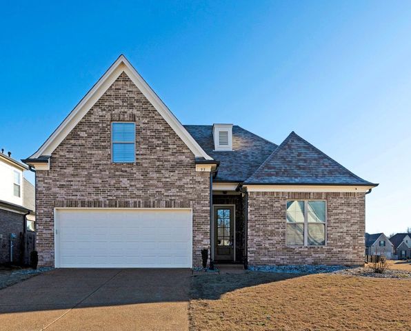 95 DOGWOOD SPRINGS DR, Oakland, TN 38060