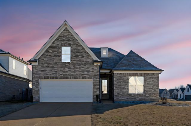 95 DOGWOOD SPRINGS DR, Oakland, TN 38060