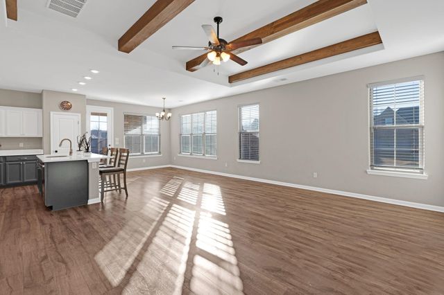 95 DOGWOOD SPRINGS DR, Oakland, TN 38060