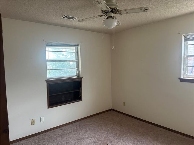 4206 N Aydelotte Avenue, Shawnee, OK 74804