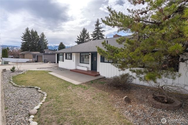 1530 Eastmont Avenue, East Wenatchee, WA 98802