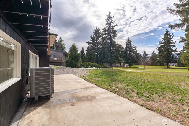 1530 Eastmont Avenue, East Wenatchee, WA 98802