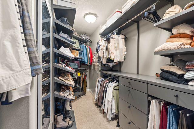 2584 NW 158th Street, Clive, IA 50325