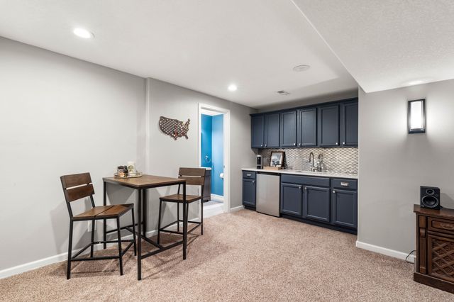 2584 NW 158th Street, Clive, IA 50325