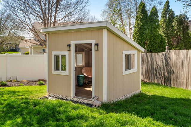 2584 NW 158th Street, Clive, IA 50325