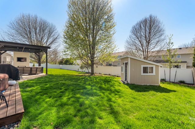 2584 NW 158th Street, Clive, IA 50325