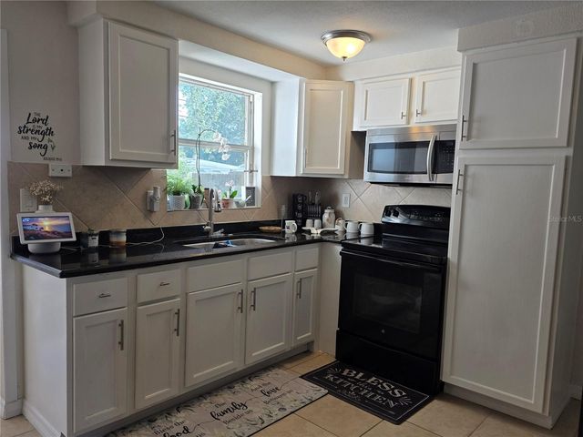 4823 LONGWOOD AVENUE, Holiday, FL 34690