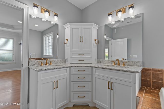 1041 Golden Sands Way, Leland, NC 28451