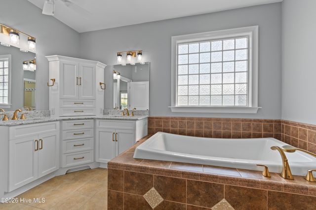 1041 Golden Sands Way, Leland, NC 28451