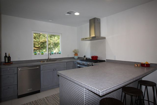 4126 Apollo Street, Houston, TX 77018