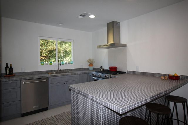 4126 Apollo Street, Houston, TX 77018