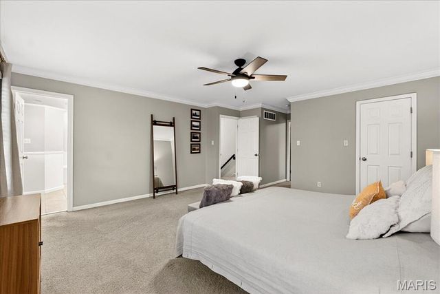 15966 Quiet Oak Road, Chesterfield, MO 63017