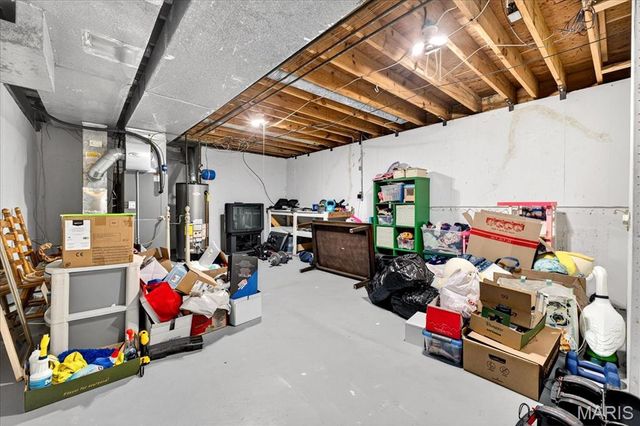 15966 Quiet Oak Road, Chesterfield, MO 63017