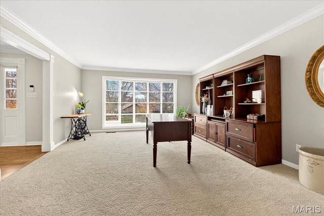 15966 Quiet Oak Road, Chesterfield, MO 63017