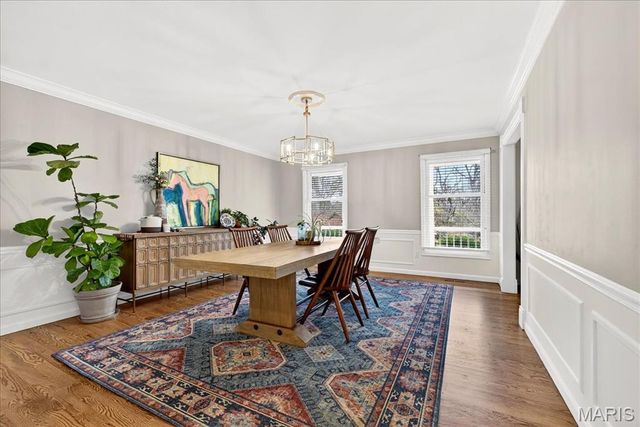 15966 Quiet Oak Road, Chesterfield, MO 63017