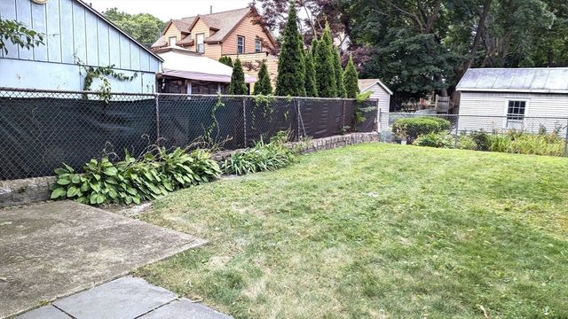 35 Manning St 2, Boston, MA 02131