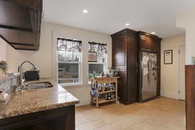 35 Manning St 2, Boston, MA 02131