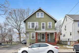 35 Manning St 2, Boston, MA 02131