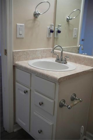 10446 VILLA VIEW CIRCLE, Tampa, FL 33647