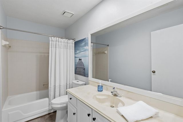 3326 Creek Shadows Drive, Houston, TX 77339