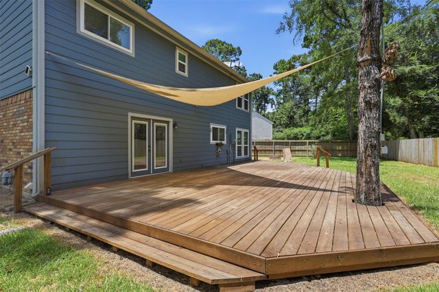 3326 Creek Shadows Drive, Houston, TX 77339