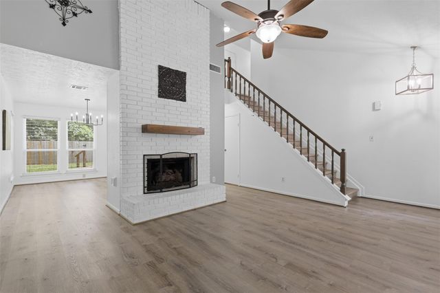 3326 Creek Shadows Drive, Houston, TX 77339