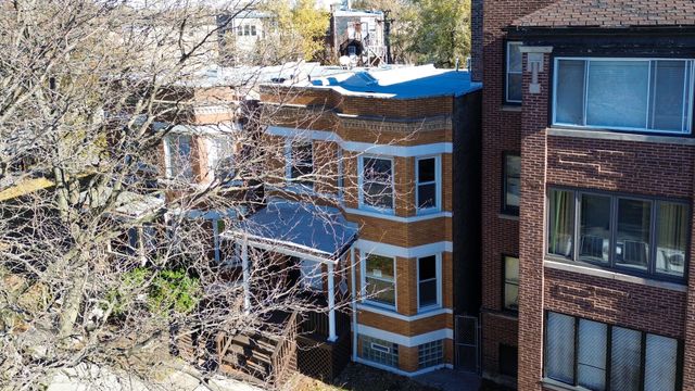 6961 S Eberhart Avenue, Chicago, IL 60637