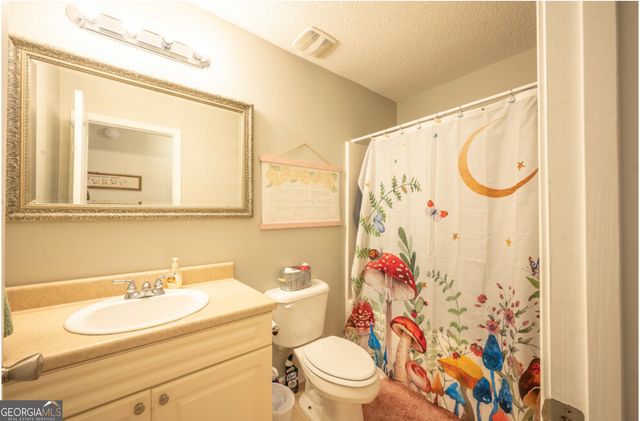 59 NE Laurel Way, Ludowici, GA 31316