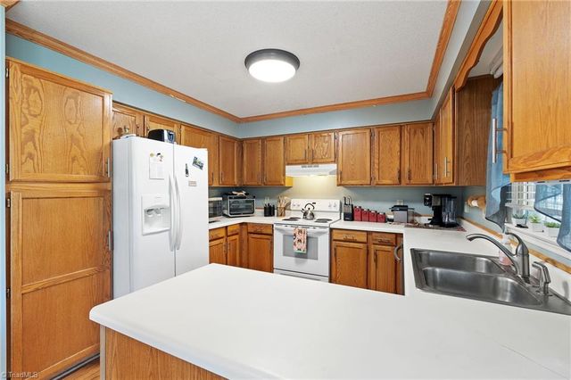 1006 Fawn Circle, Reidsville, NC 27320