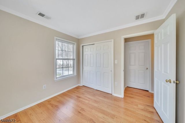 1041 Cumberland Ct, Mahwah Twp., NJ 07430