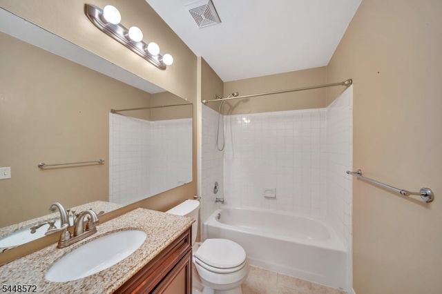 1041 Cumberland Ct, Mahwah Twp., NJ 07430