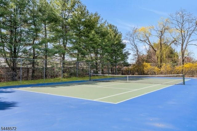 1041 Cumberland Ct, Mahwah Twp., NJ 07430