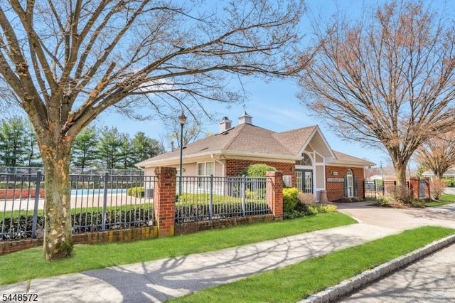 1041 Cumberland Ct, Mahwah Twp., NJ 07430