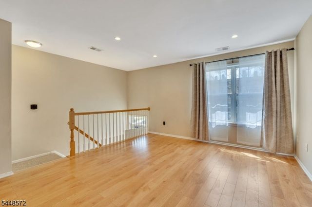 1041 Cumberland Ct, Mahwah Twp., NJ 07430