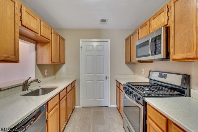 1041 Cumberland Ct, Mahwah Twp., NJ 07430