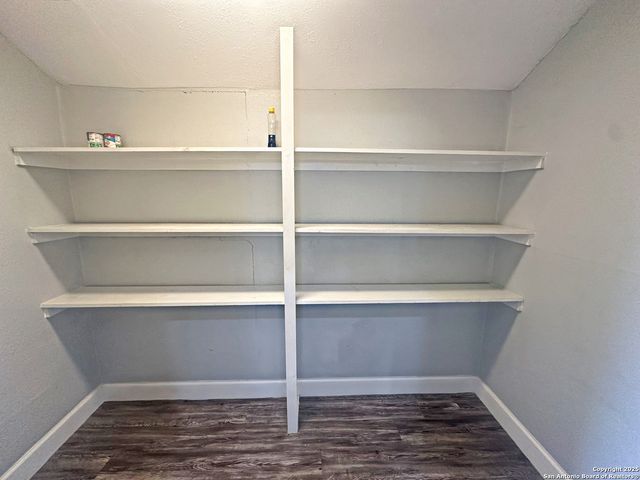 7550 Oak Chase Apt 3, San Antonio, TX 78239