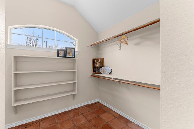 500 Maple Run DR, Round Rock, TX 78664