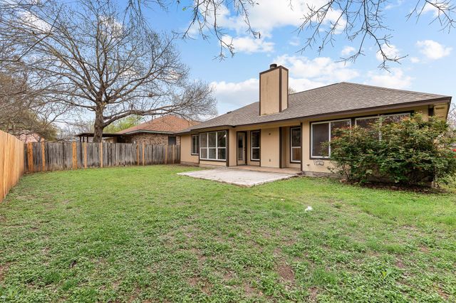 500 Maple Run DR, Round Rock, TX 78664
